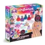 *Influencer Rainbow Manicure