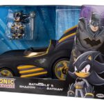 Sonic x Dc Shadow personaggio 13cm con Batmobile